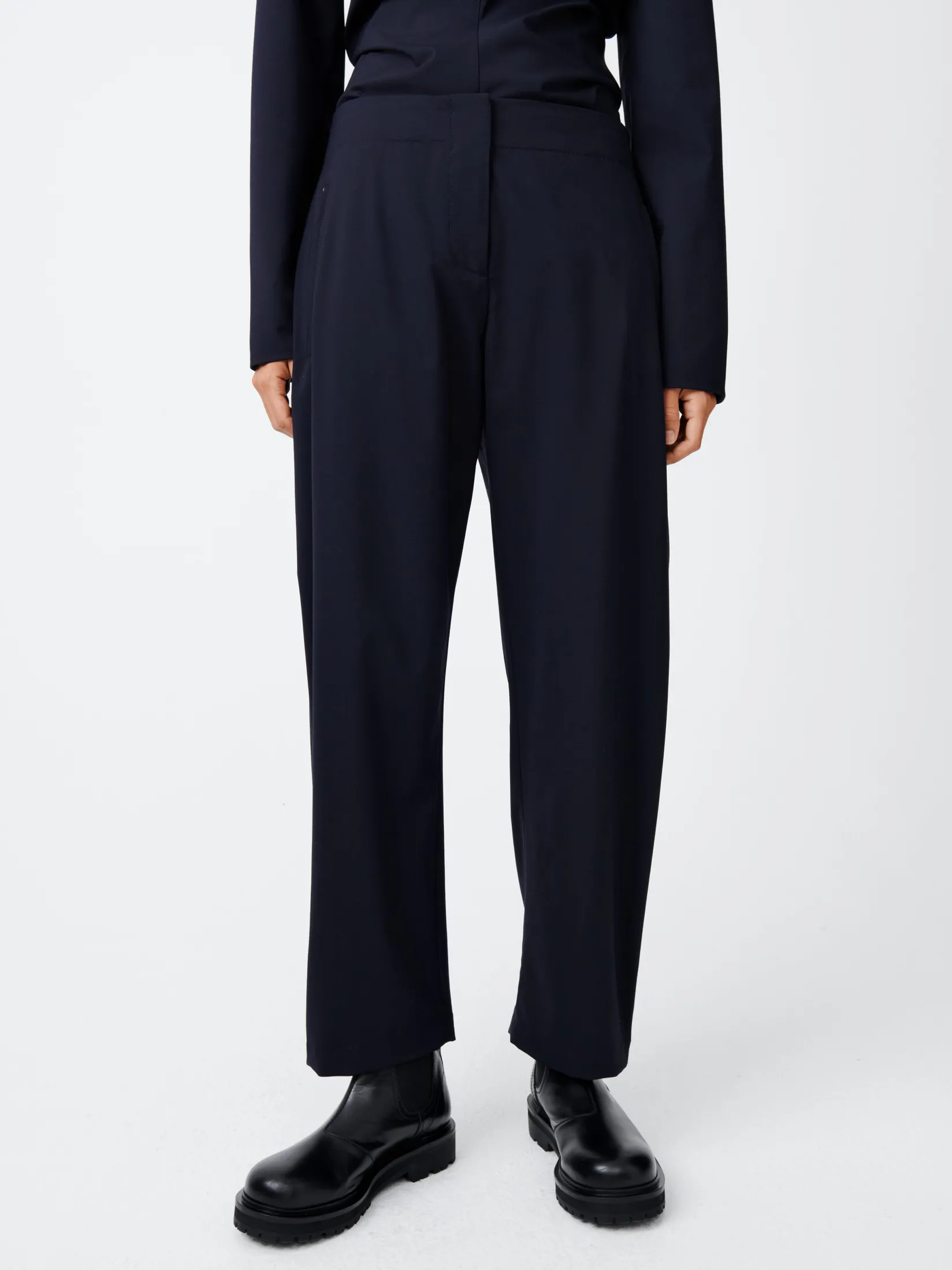 Outlet Studio Nicholson Awe Tropical Wool Pant Darkest Navy