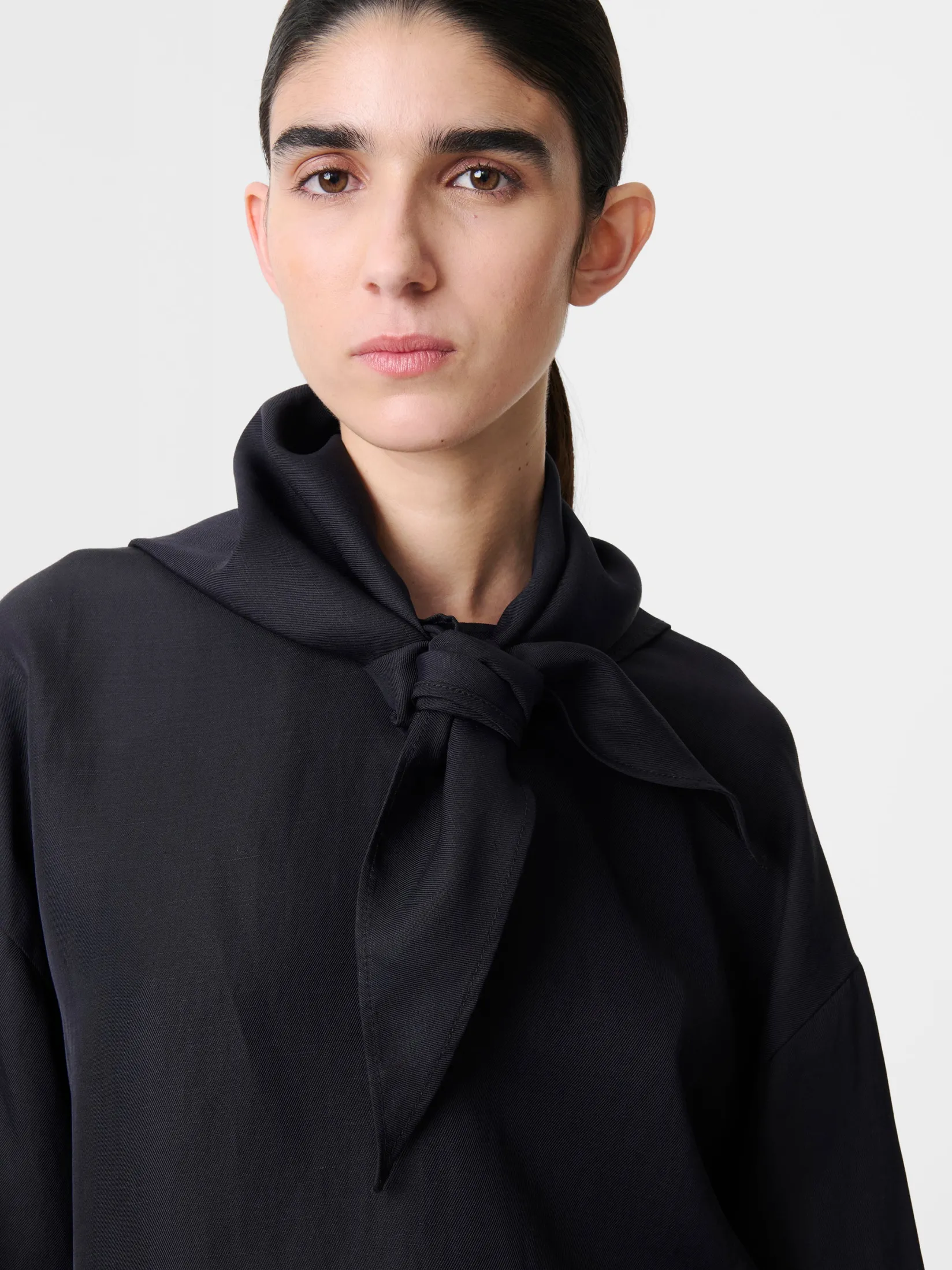 Sale Studio Nicholson Bute Linen Top Darkest Navy