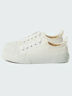 Clearance Studio Nicholson Byrd Canvas Shoe Cream