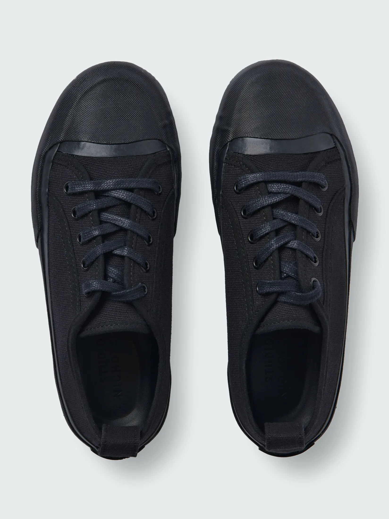 Clearance Studio Nicholson Byrd Canvas Shoe Darkest Navy