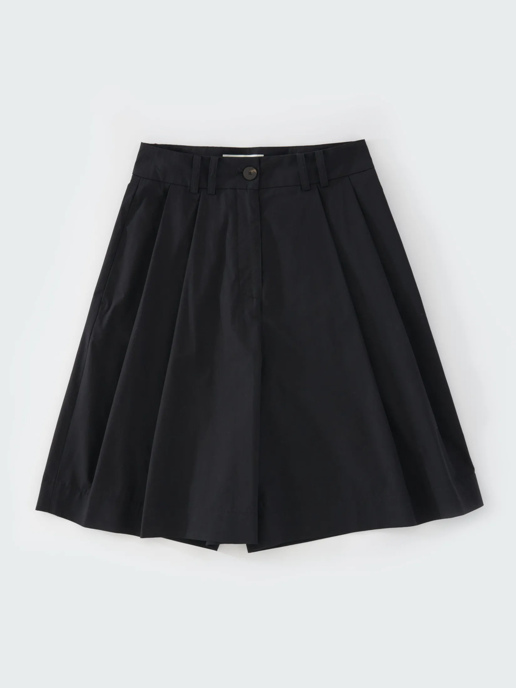 Discount Studio Nicholson Cito Short Black