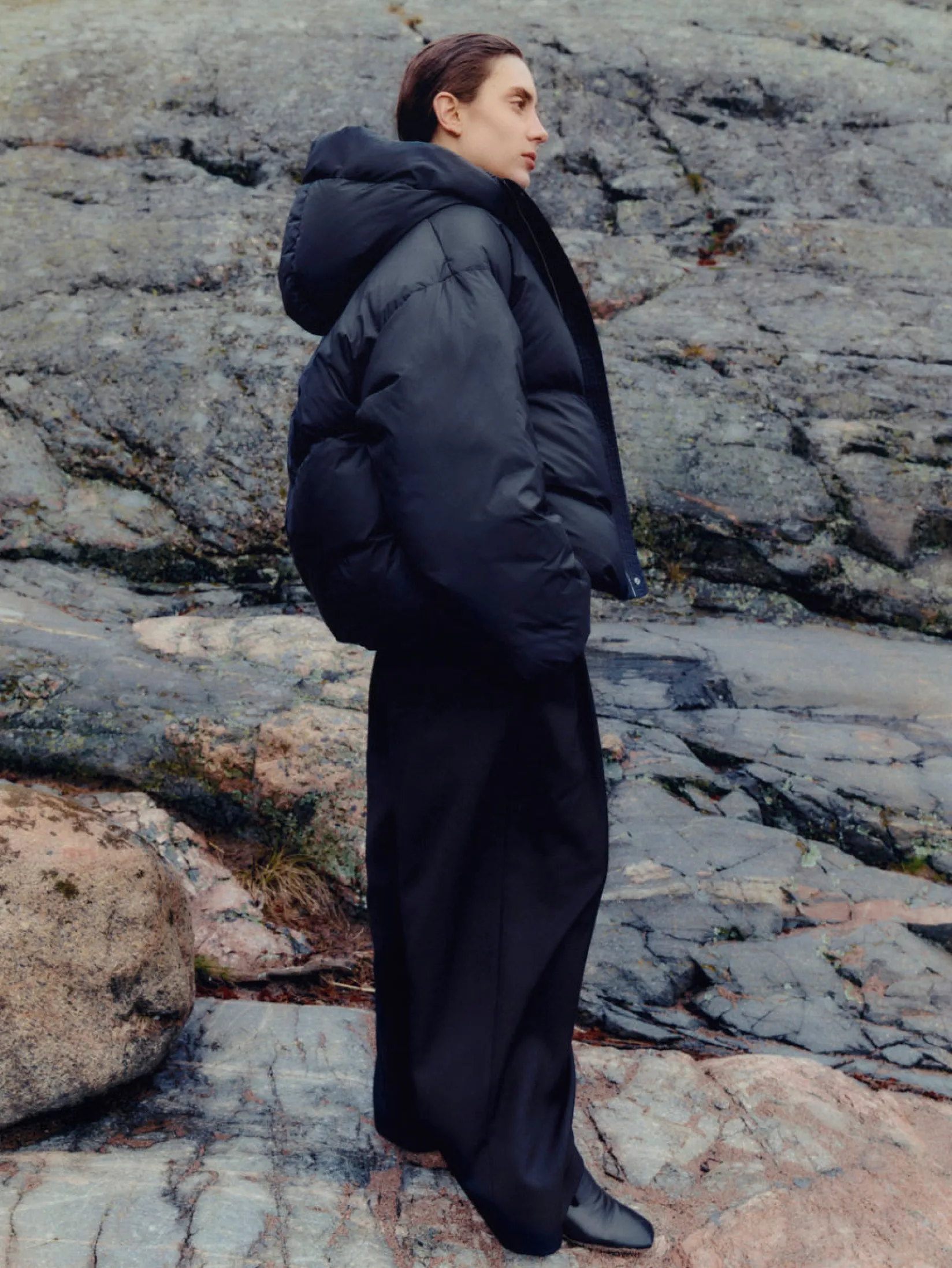 Hot Studio Nicholson Dana Down Jacket Black
