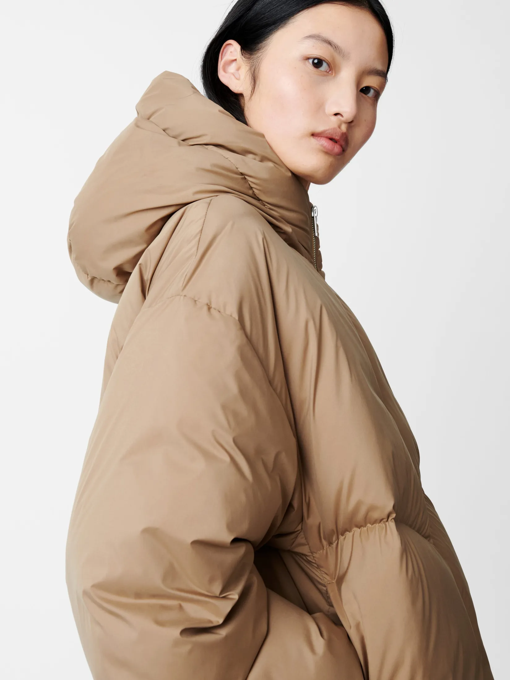 Best Studio Nicholson Dana Down Jacket Beige