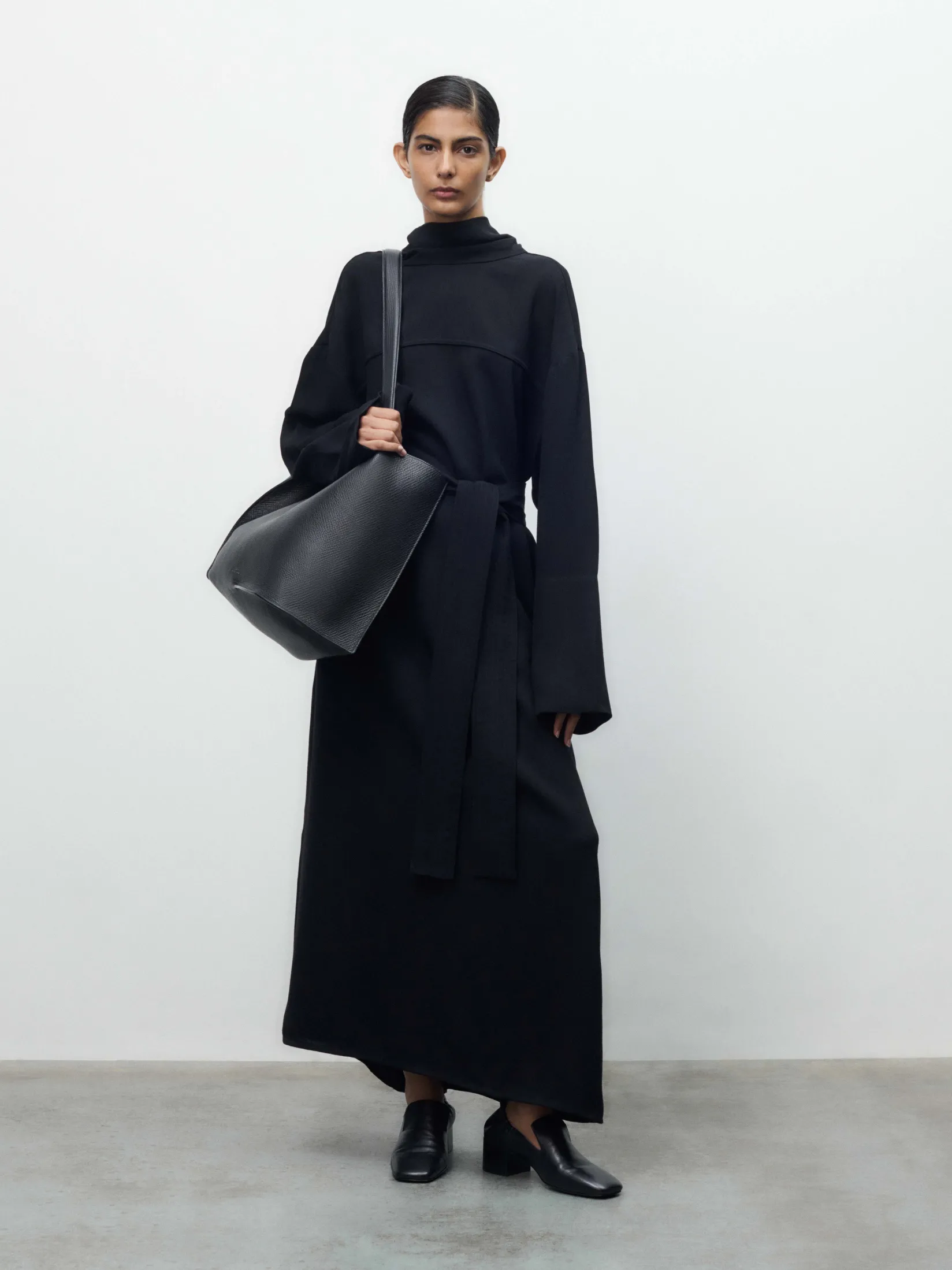 Fashion Studio Nicholson Doublet Leather Bag Black