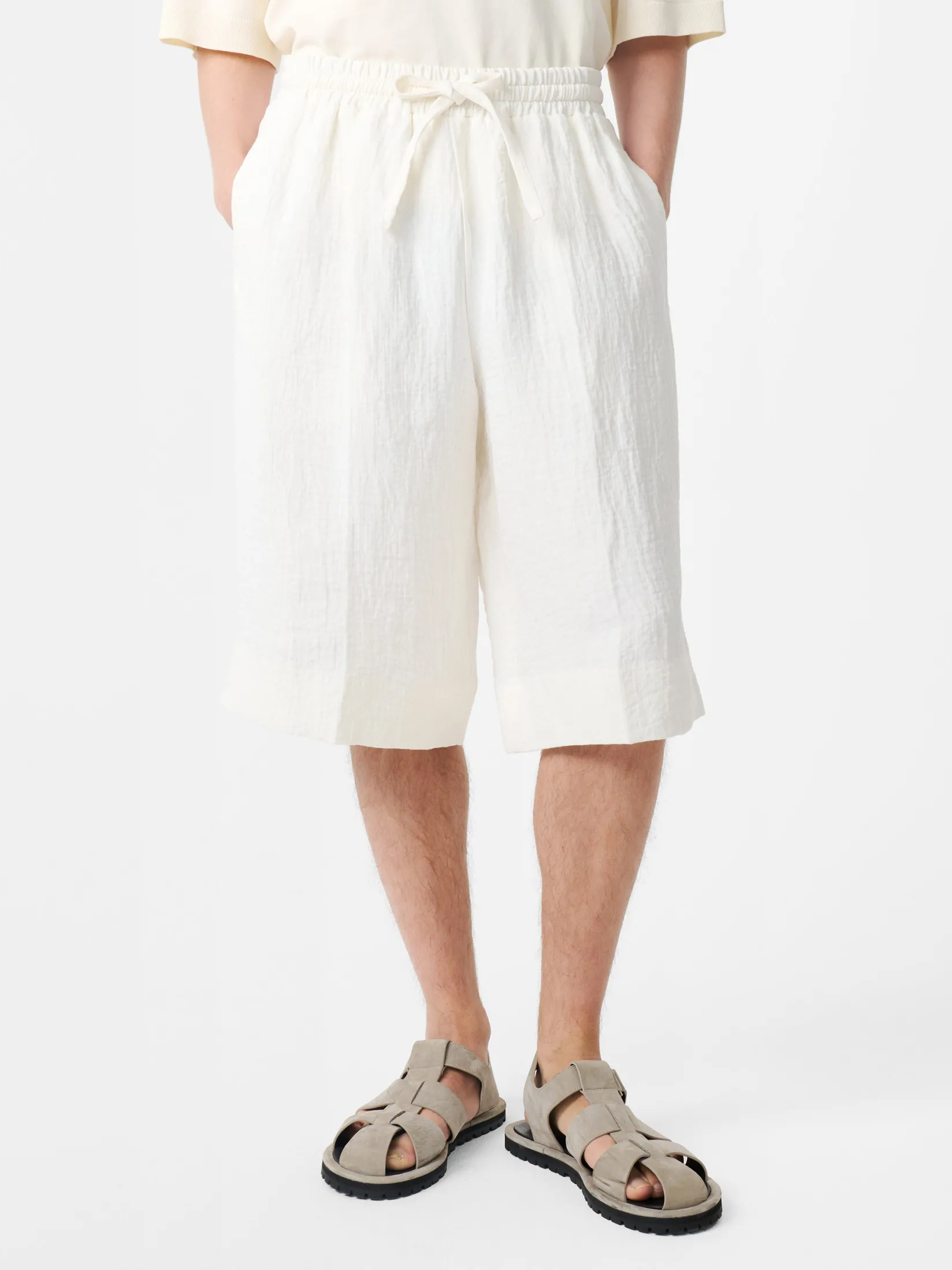 Discount Studio Nicholson Joshua Linen Short Parchment