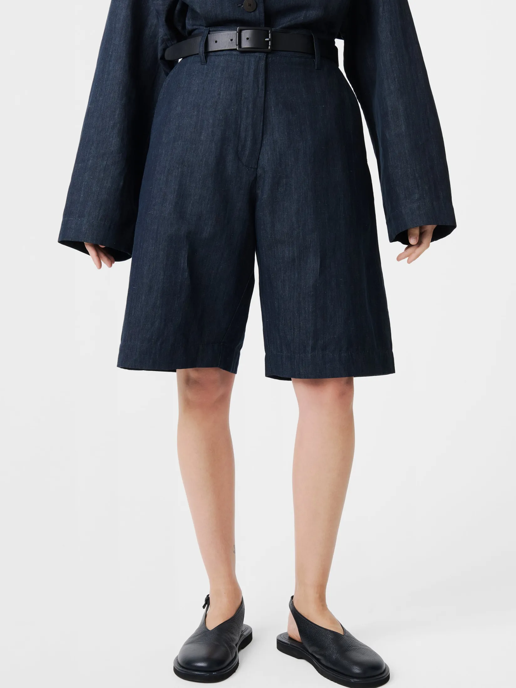 Hot Studio Nicholson Luna Short Indigo