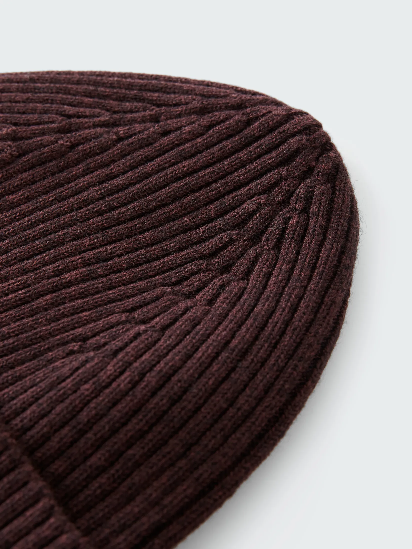 New Studio Nicholson Mikkel Beanie Chocolate Raisin