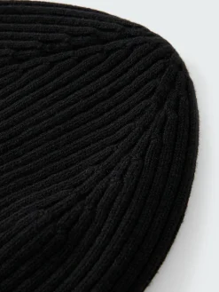 Best Studio Nicholson Mikkel Beanie Black