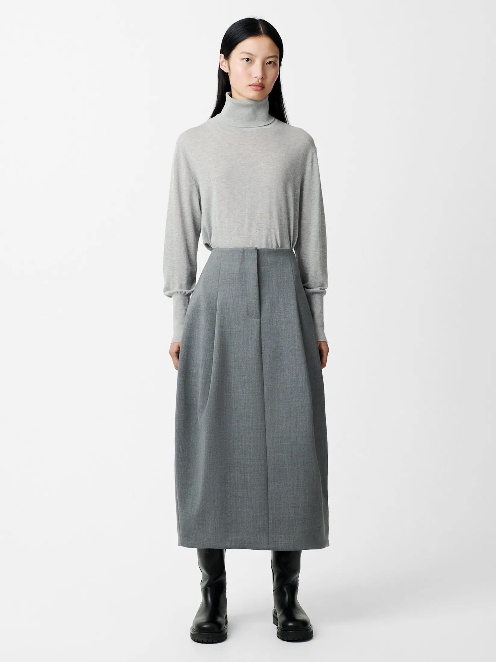 Discount Studio Nicholson Nilo Knit Light Grey Marl