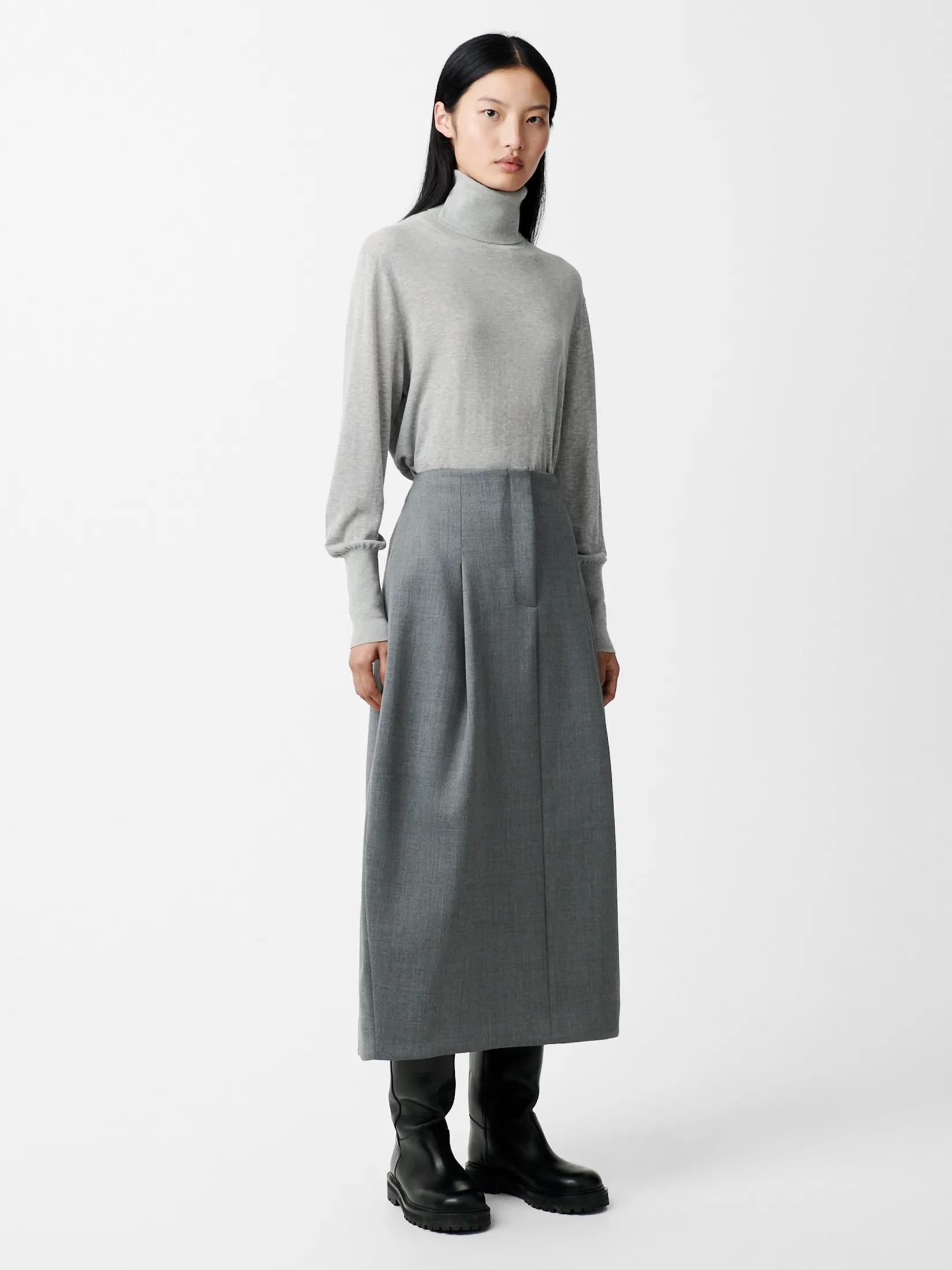 Discount Studio Nicholson Nilo Knit Light Grey Marl