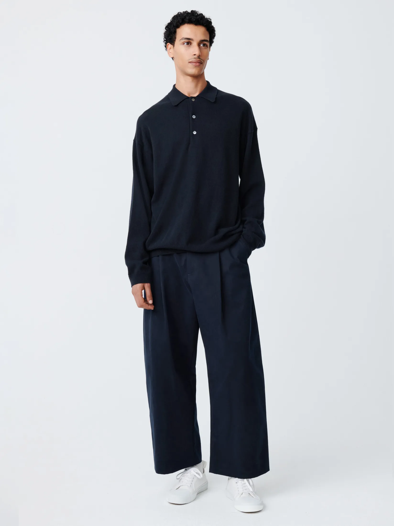 Hot Studio Nicholson Noe Knit Darkest Navy