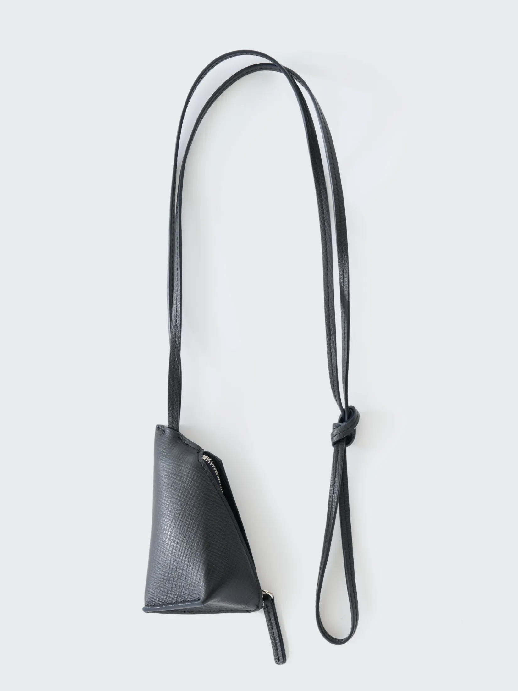 Online Studio Nicholson Pochi Leather Pouch Darkest Navy