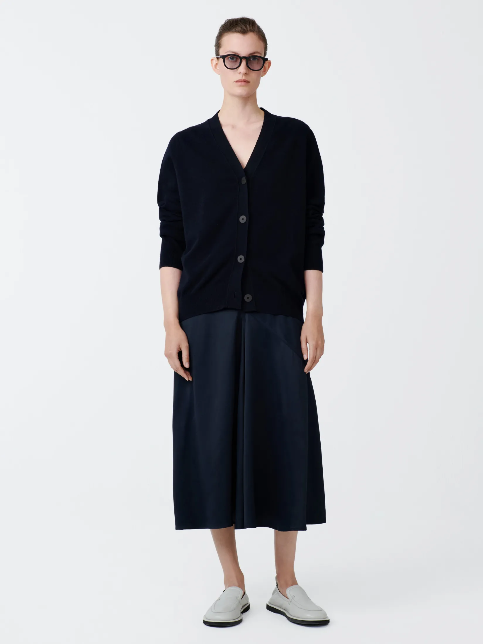 Hot Studio Nicholson Rall Knit Darkest Navy