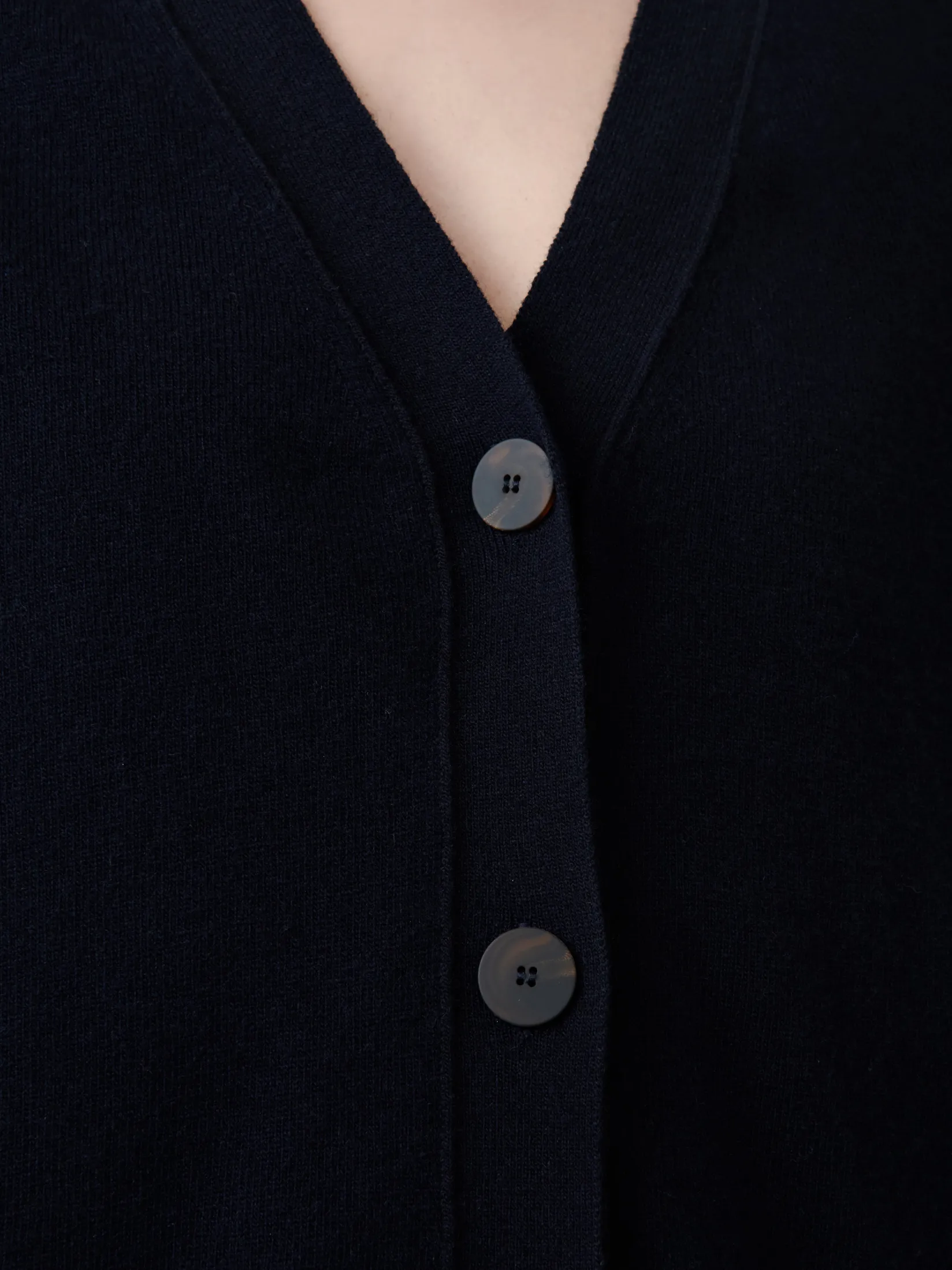 Hot Studio Nicholson Rall Knit Darkest Navy