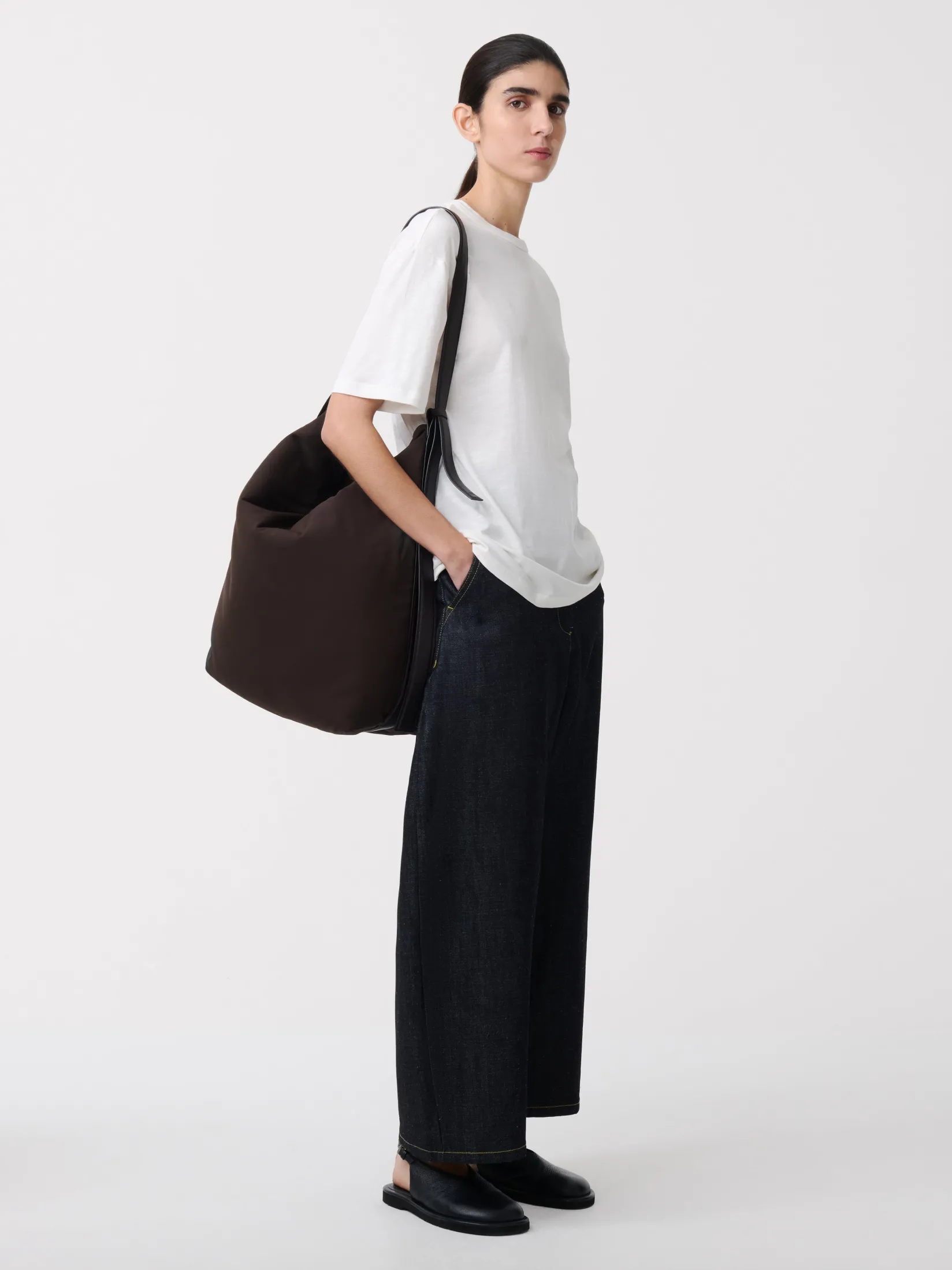 Sale Studio Nicholson Rond T-Shirt Parchment