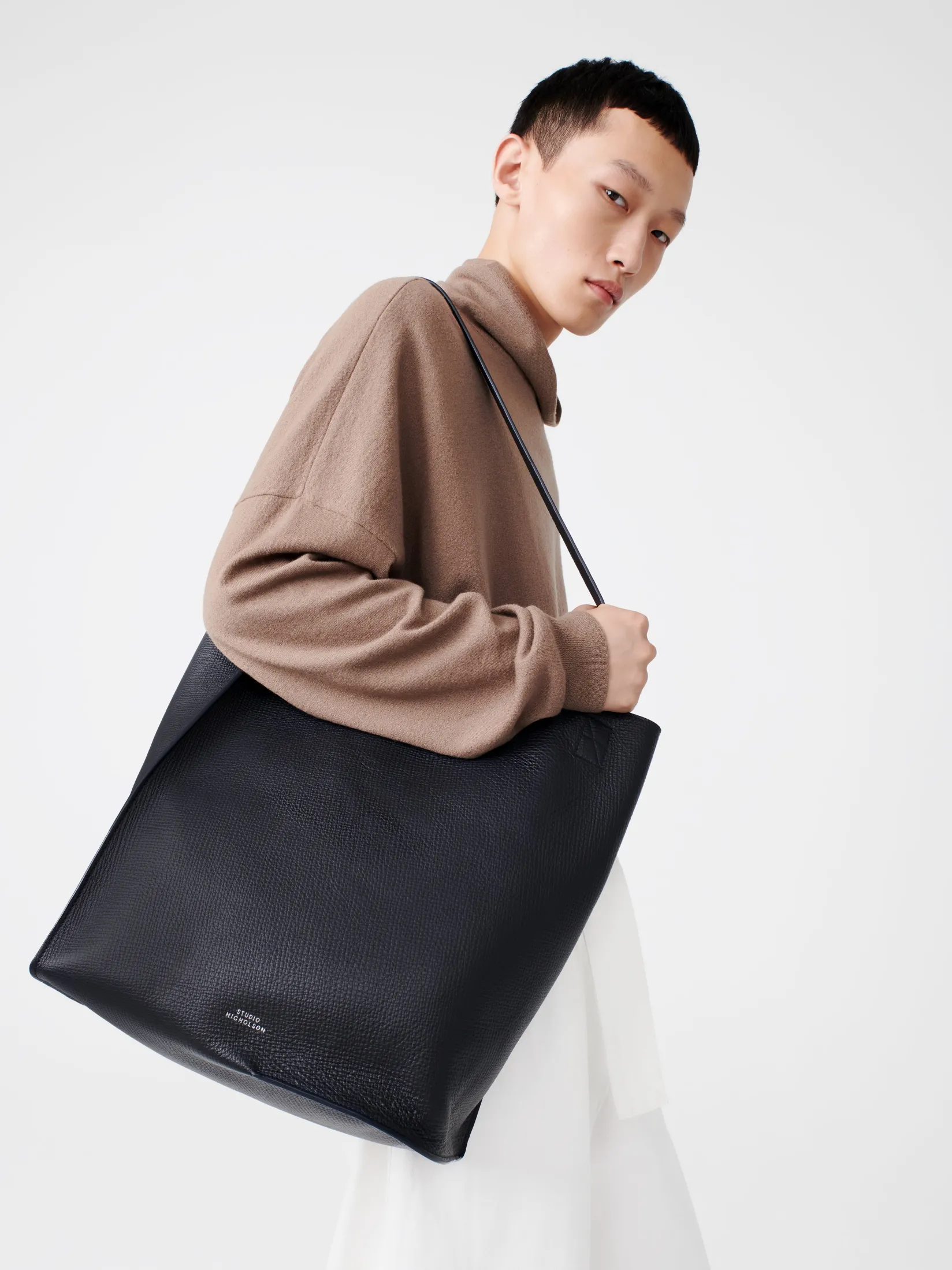 Online Studio Nicholson Tensa Knit Straw