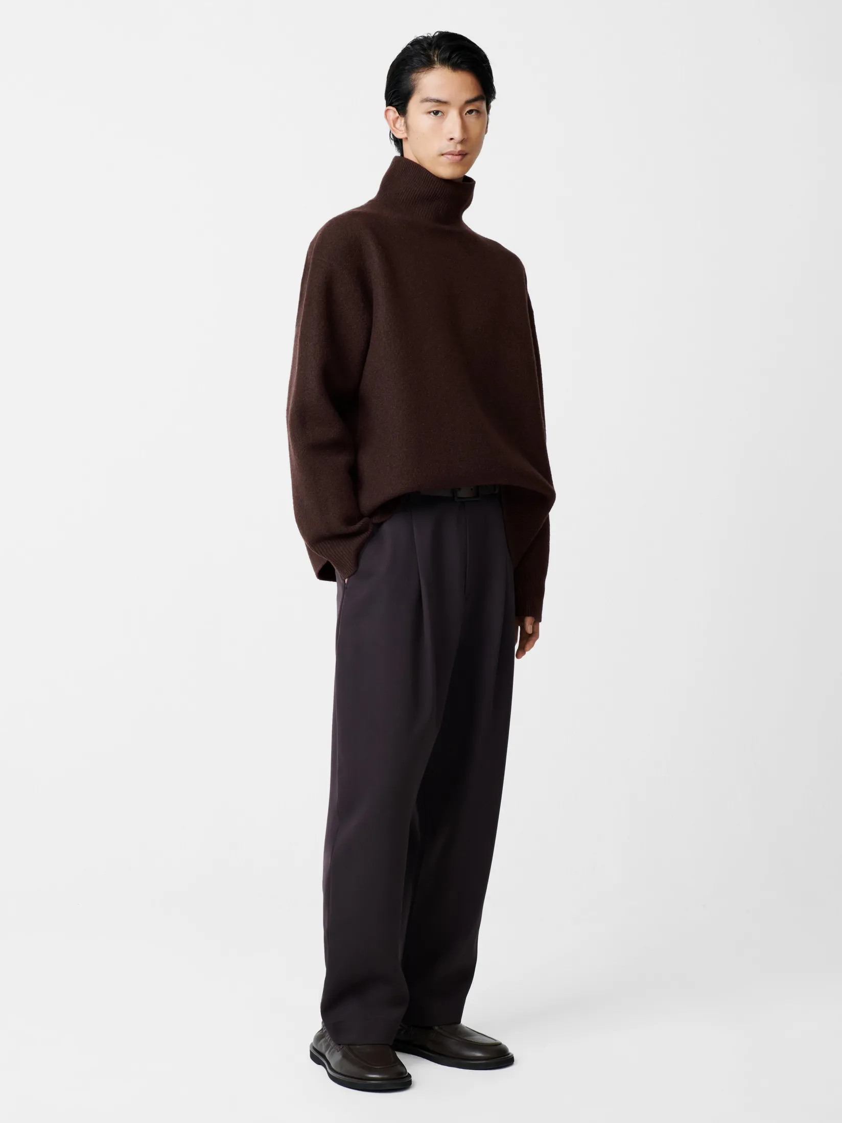 Online Studio Nicholson Tuck Pant Espresso Brown