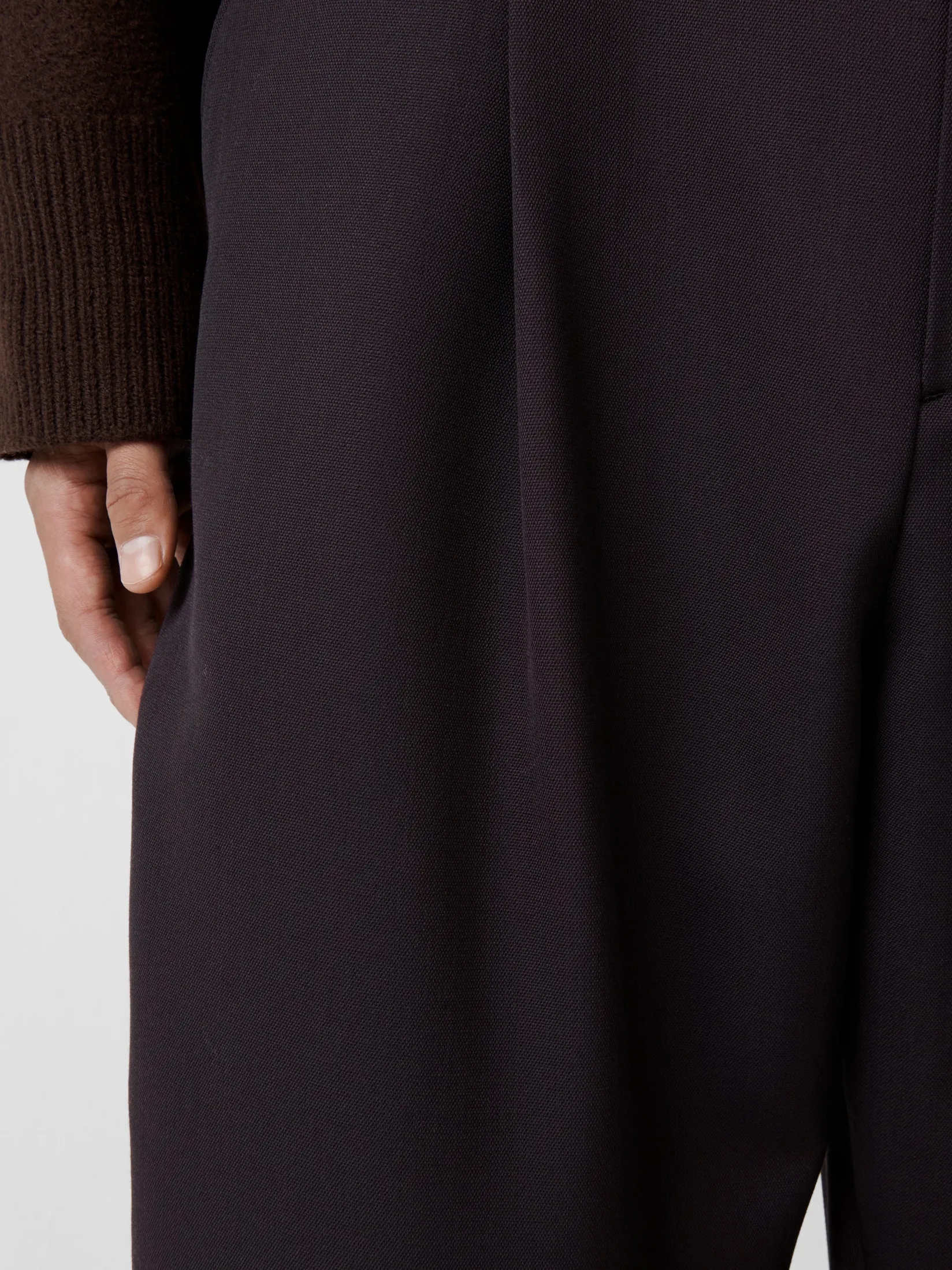 Online Studio Nicholson Tuck Pant Espresso Brown