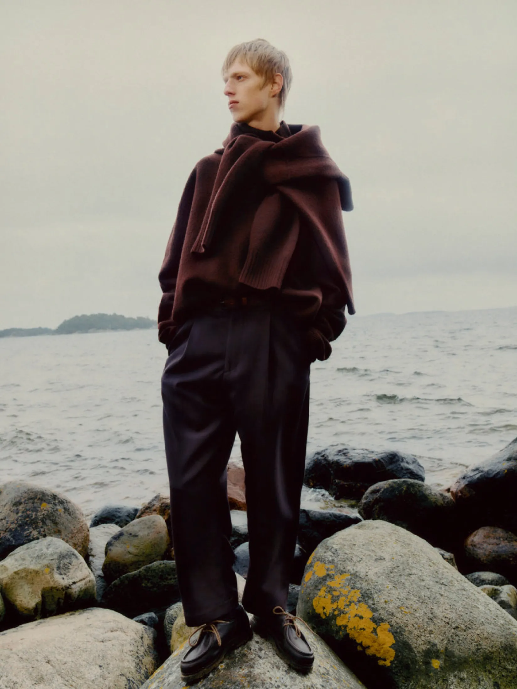 Online Studio Nicholson Tuck Pant Espresso Brown