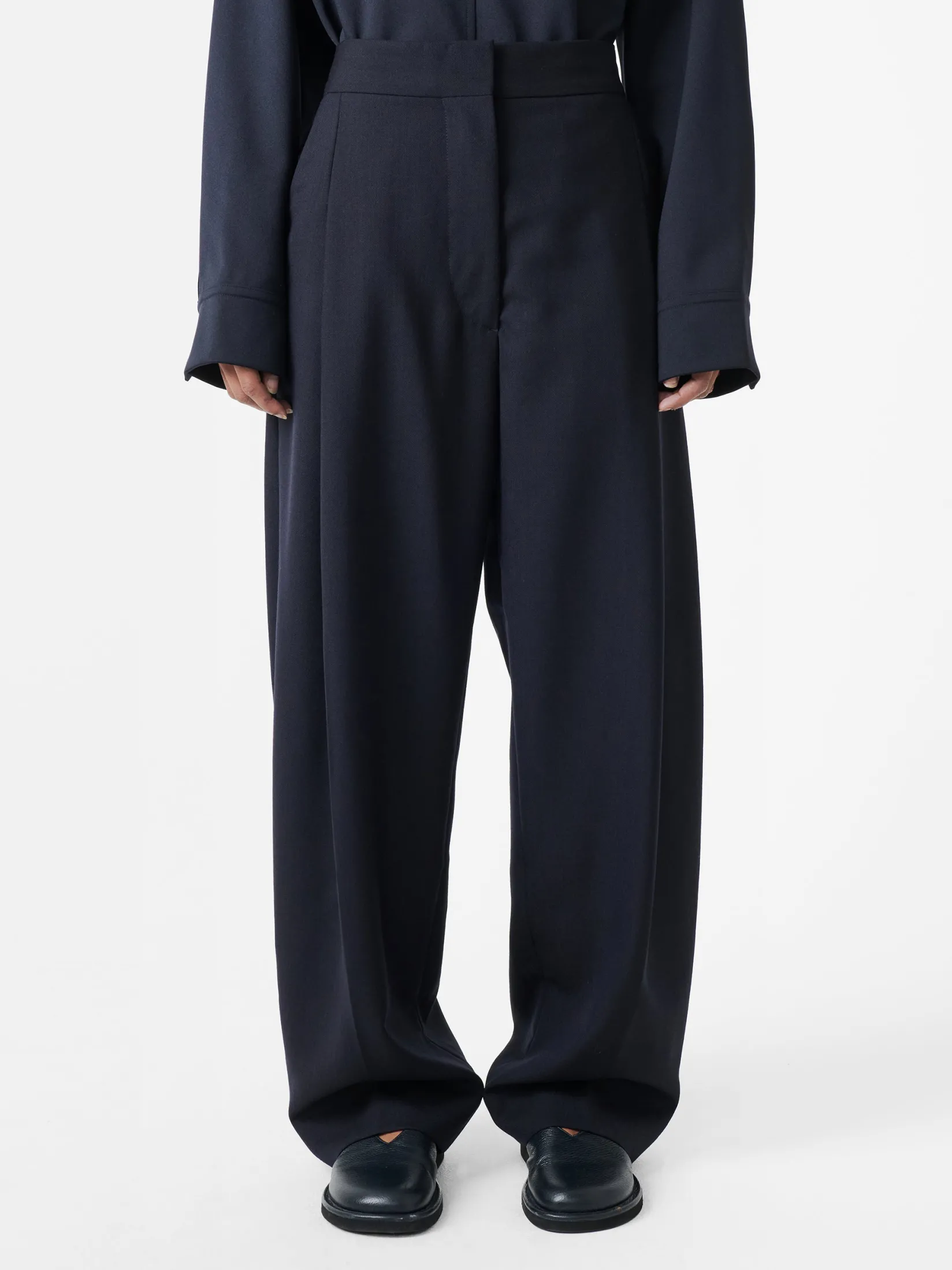 Fashion Studio Nicholson Vai Tropical Wool Pant Darkest Navy