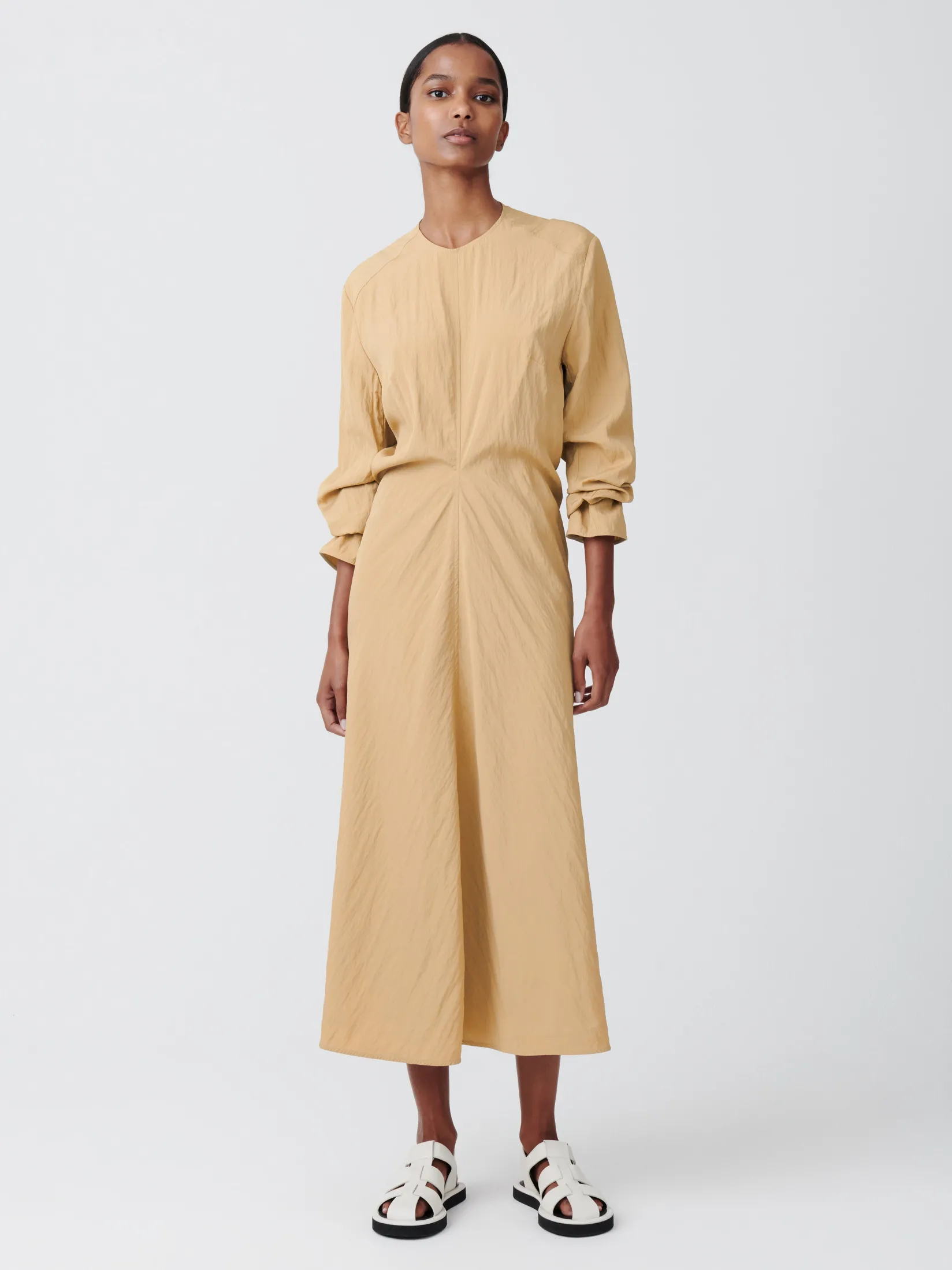 Outlet Studio Nicholson Welles Dress Sand