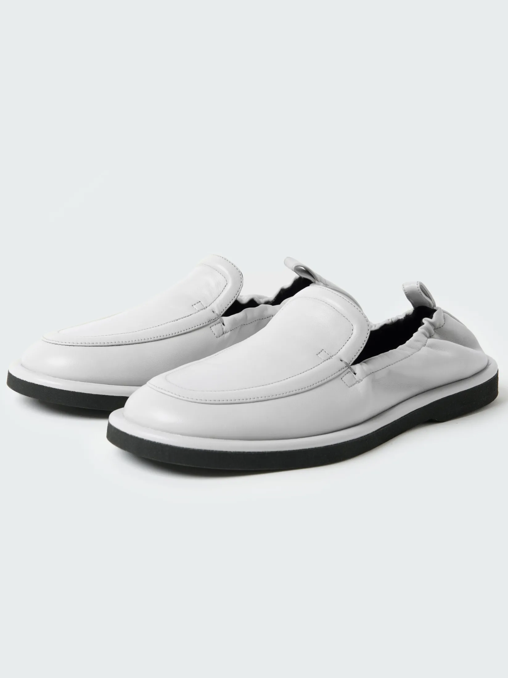 Fashion Studio Nicholson Women's Donovan Shoe Marble
