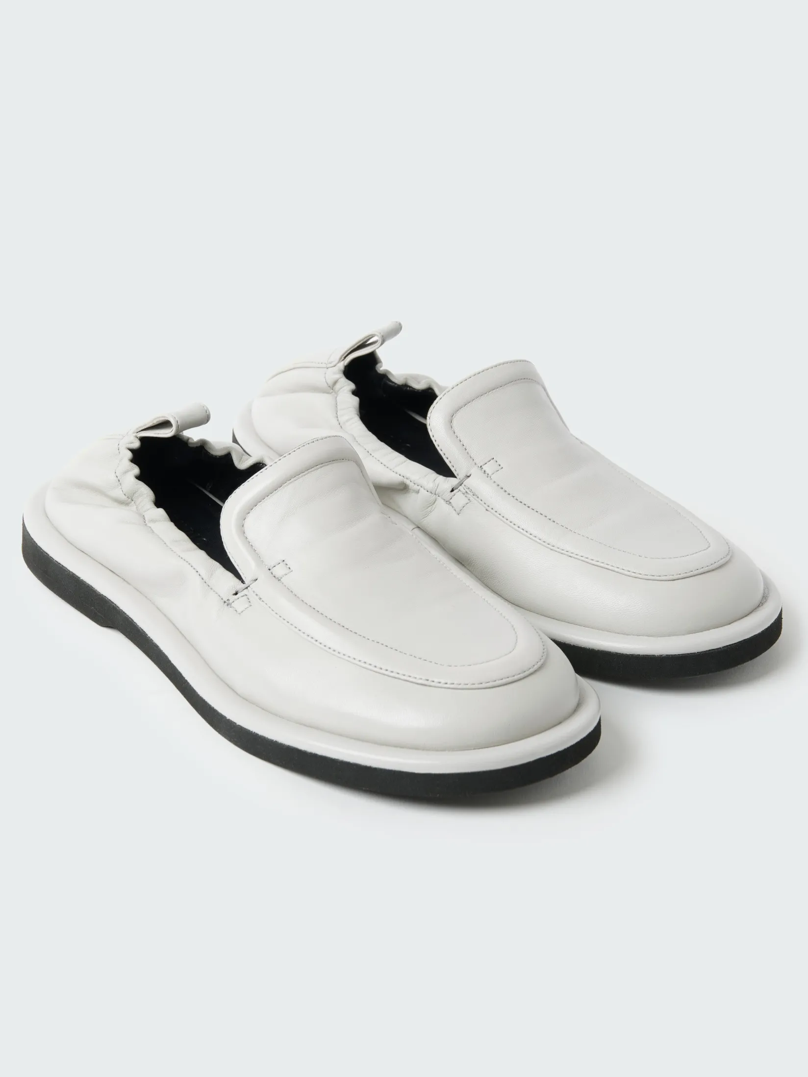 Fashion Studio Nicholson Women's Donovan Shoe Marble