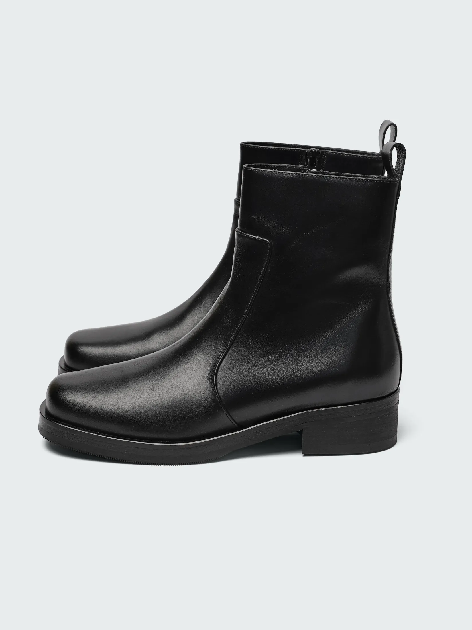 Best Studio Nicholson Women's Square Boot Black